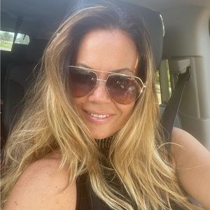 Meet your Posher, Carolyn